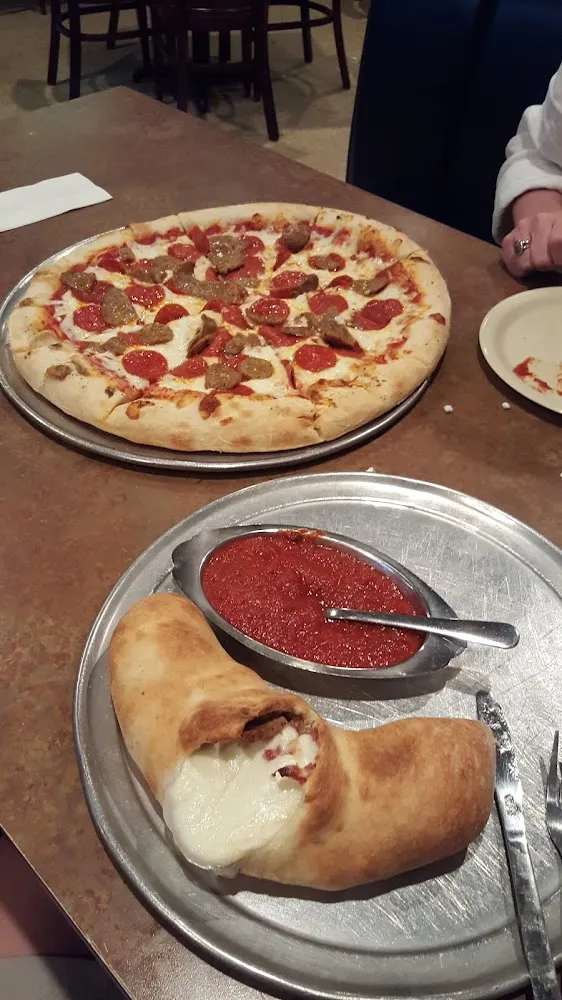 River Pizza